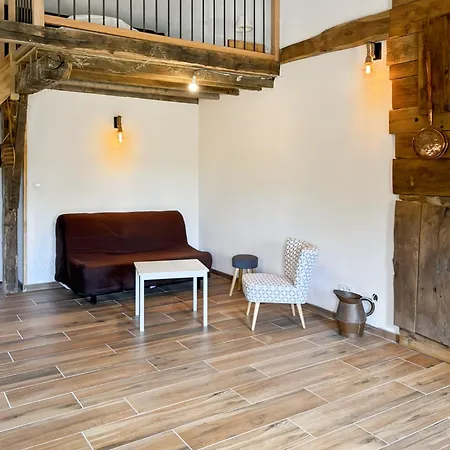 En Pierre Renove - Cantal Authentique Semesterbostad Pers